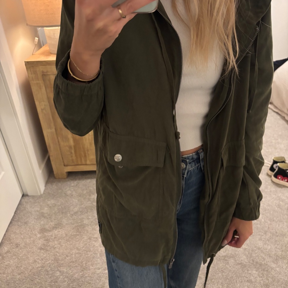 Light Coat (super soft!) - Picture 2 of 3